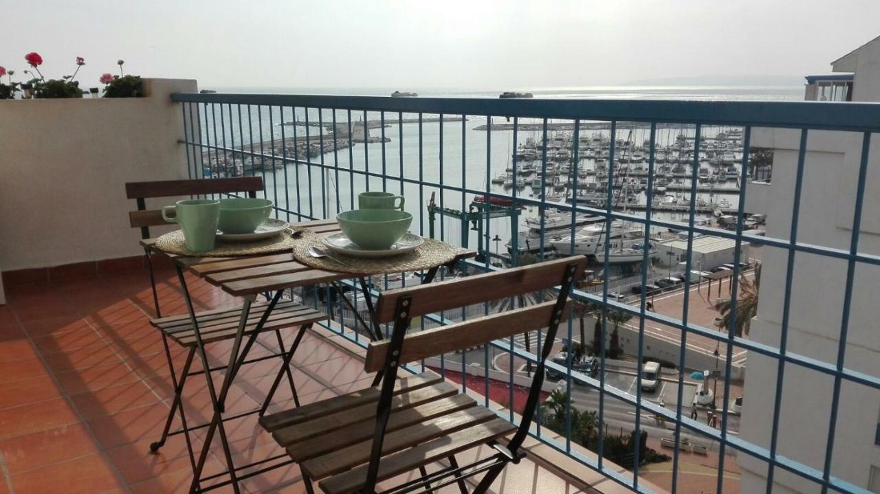 Vista Al Faro Apartment Estepona Bagian luar foto